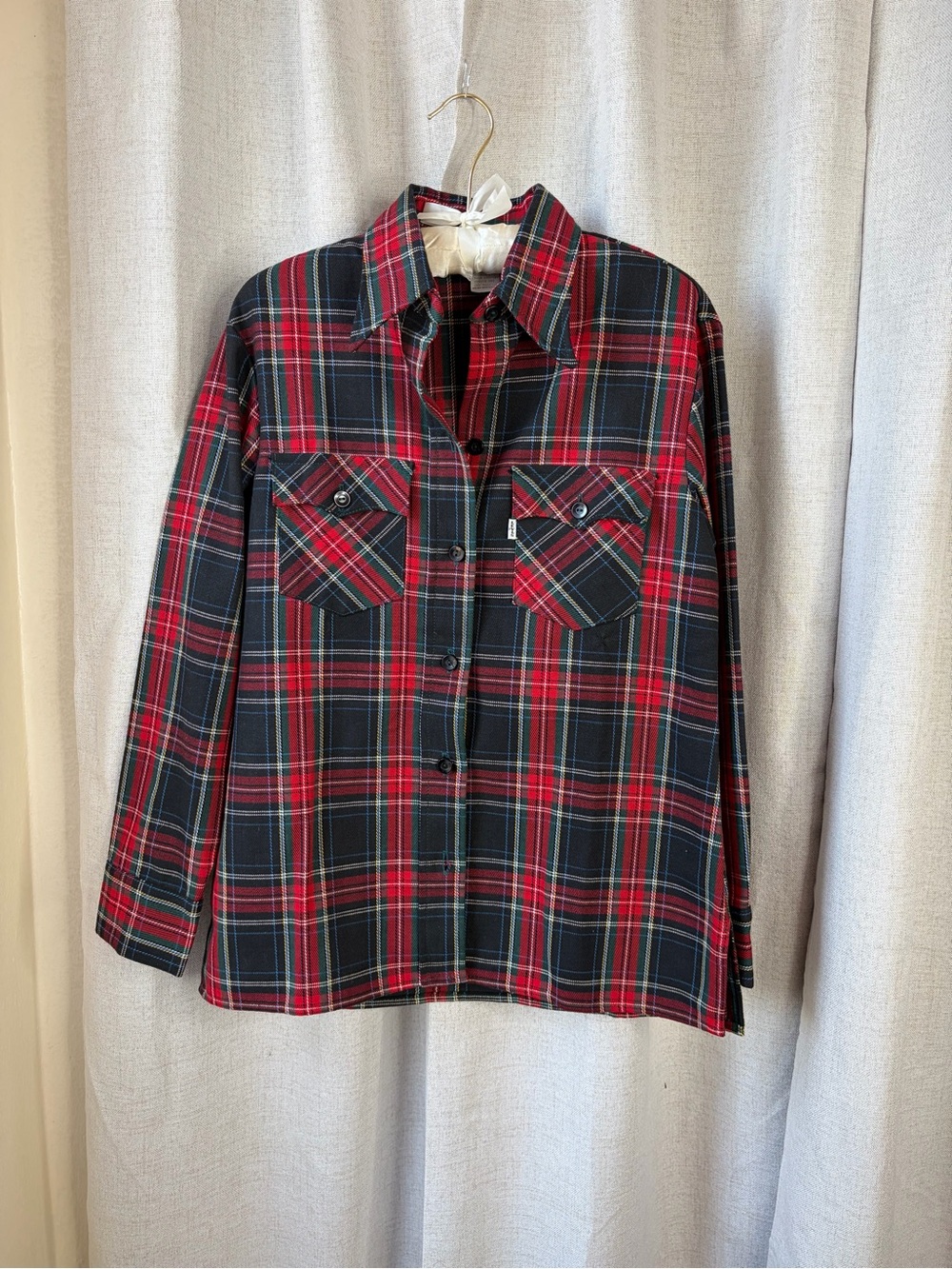 Vintage Levis Red and Black Plaid Button-Down Shirt